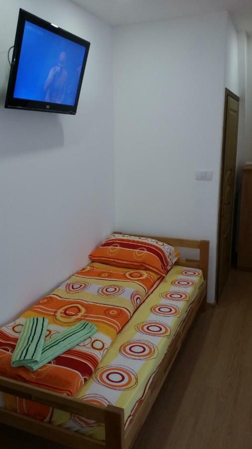 Art Hotel Nova Varoš Buitenkant foto