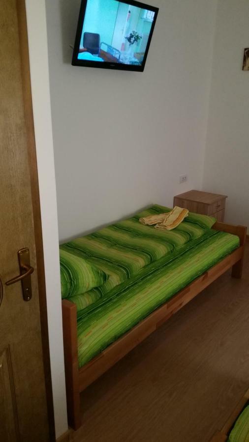 Art Hotel Nova Varoš Buitenkant foto