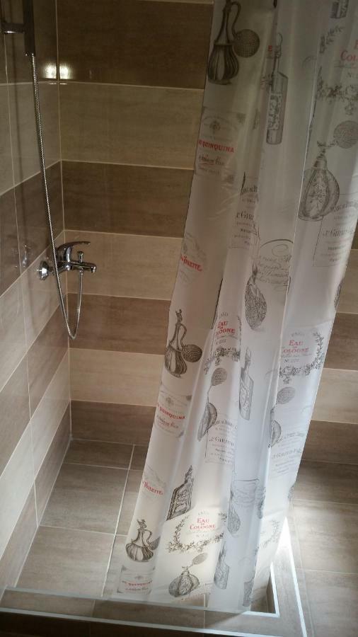 Art Hotel Nova Varoš Buitenkant foto