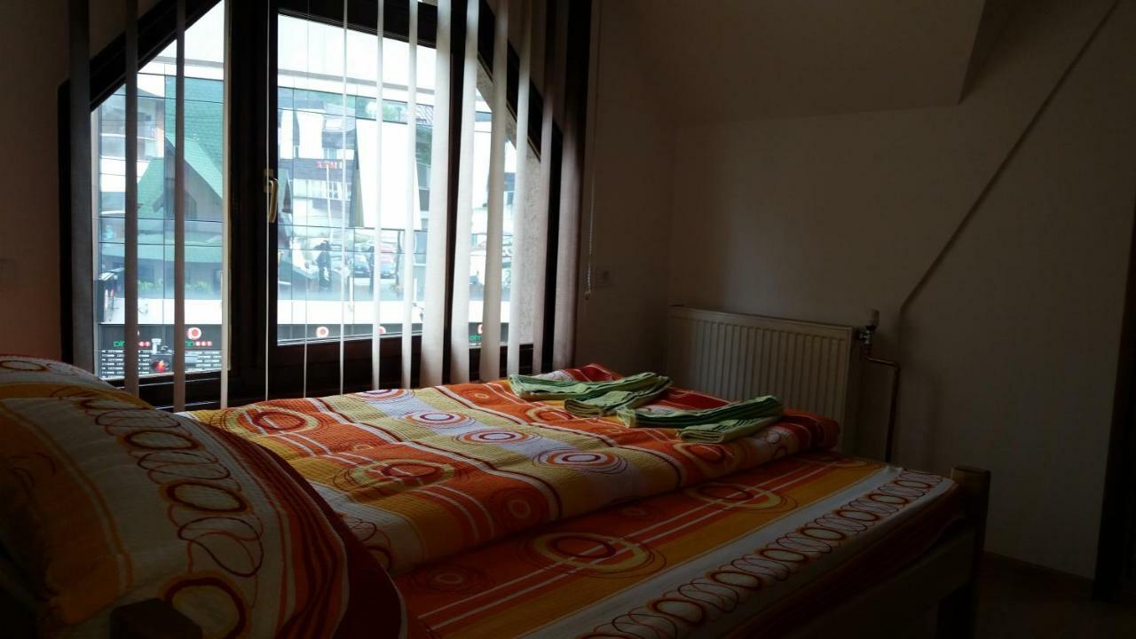 Art Hotel Nova Varoš Buitenkant foto