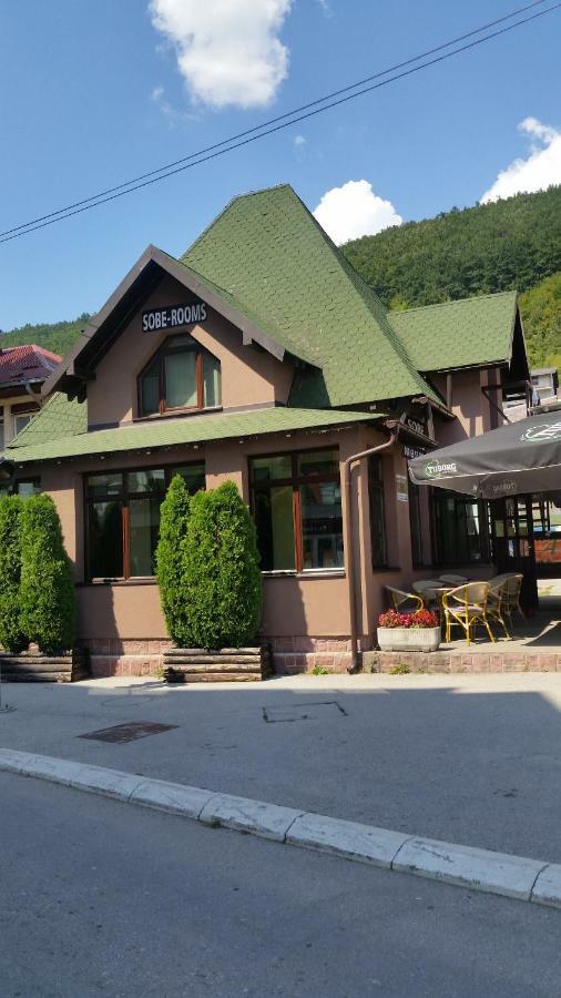 Art Hotel Nova Varoš Buitenkant foto